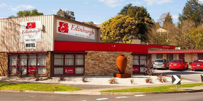 Edinburgh Motor Inn Уоррагул Экстерьер фото